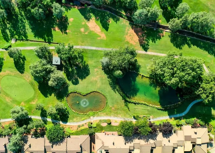 Airbnb - Golf, Pool And Hot Tub By Bell Rock-views *